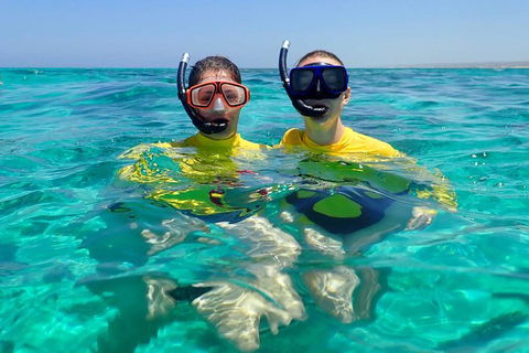 Lagoon Explorer - Ningaloo Reef Full-Day Kayaking And Snorkeling Adventure - Book Restaurant 4