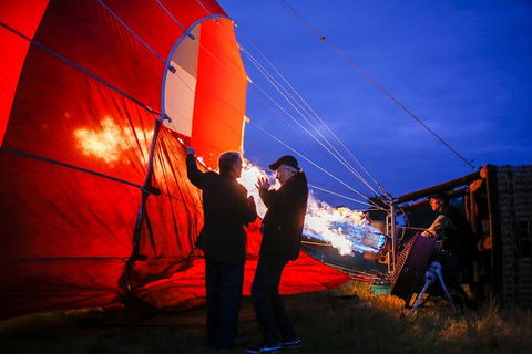 Yarra Valley Balloon Flight At Sunrise - Book Restaurant 1