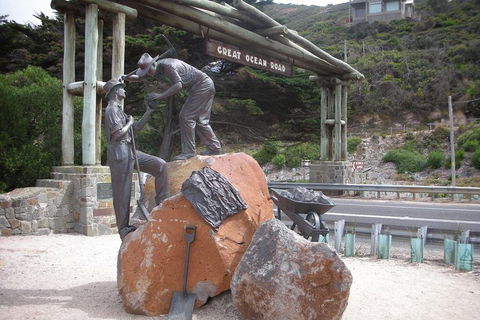 Great Ocean Road & Phillip Island Overnight Tour - Book Restaurant 1