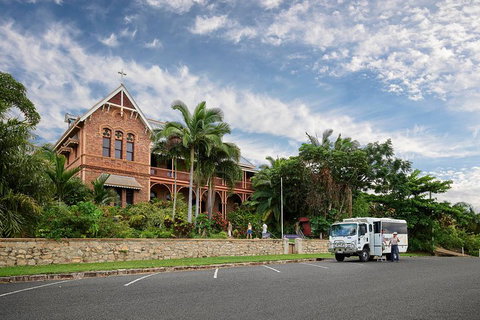 3 Day Cape Tribulation & Cooktown Tour From Cairns Or Port Douglas - Book Restaurant 4