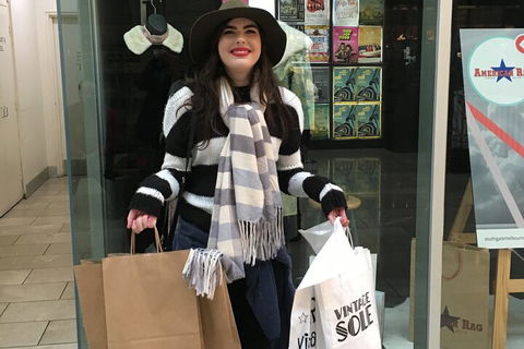 Urban Vintage Walking Tour - Book Restaurant 1