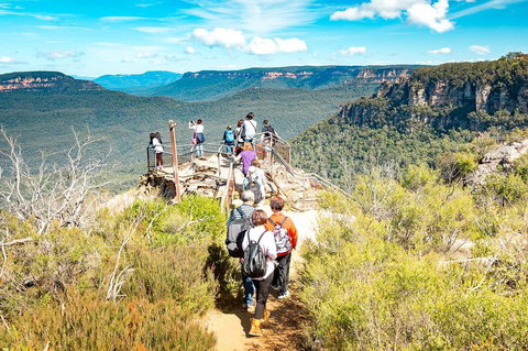 Small-Group Blue Mountains Day Trip From Sydney With Wildlife Park - Book Restaurant 1