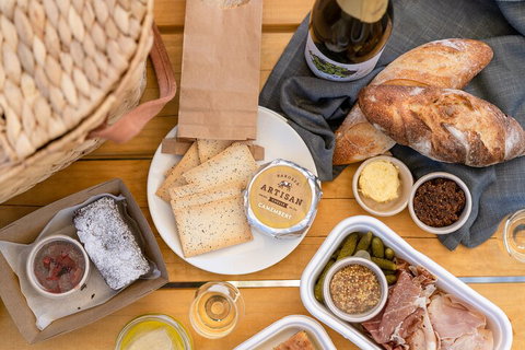 3 Days Adelaide Hills Wellness Escape - Book Restaurant 5