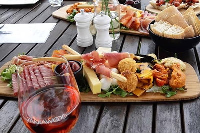 CHEVY CONVERTIBLE Package for 4 -Wine Lunch Cheese  Chocolate from Yarra Valley
