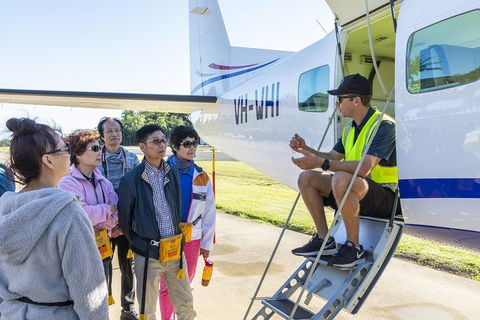 Scenic Flight - Great Barrier Reef, Heart Reef, Whitehaven Beach & Hill Inlet! - Book Restaurant 1