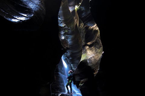 Full-Day Canyoning Experience At Stunning Empress Canyon - Book Restaurant 3