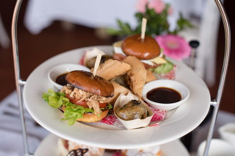 Sunshine Coast Signature High Tea And Wine Experience (Min 6 Adults) - Book Restaurant 0