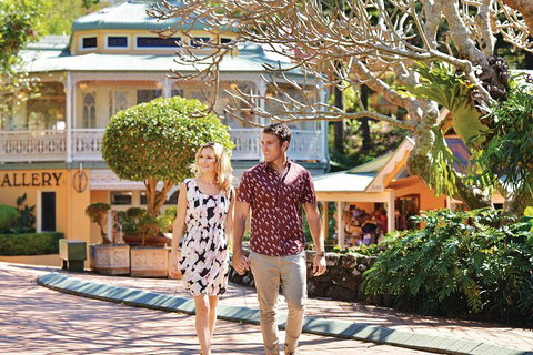 Sunshine Coast Signature High Tea And Wine Experience (Min 6 Adults) - Book Restaurant 5