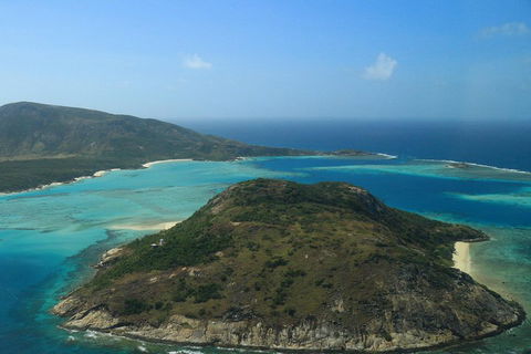 The Whitsunday Express Scenic Flight - 25 Minutes - Book Restaurant 0