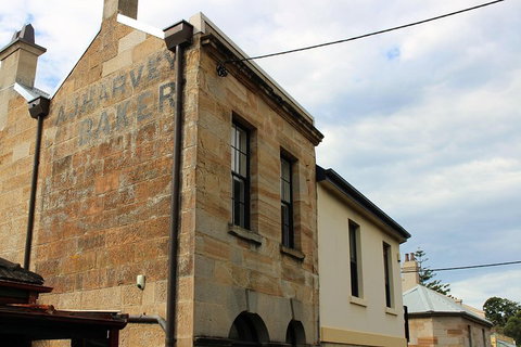 Bespoke Off-the-Beaten-Path Tour Of Inner Sydney - Book Restaurant 1