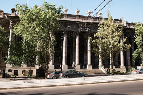 Be An Adelaide Local: Intimate Walk - Book Restaurant 2