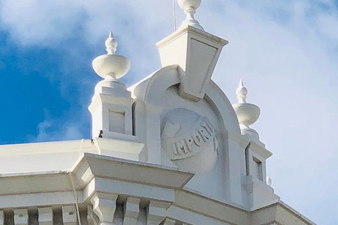 Cairns History Walking Tour - Book Restaurant 0