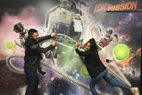 Best VR Escape Room Melbourne | 60 Minutes To Escape | Fun For The Whole Family - Book Restaurant 3