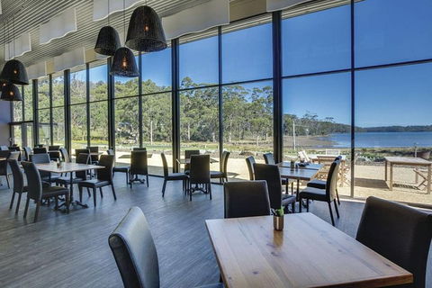 Private Hobart Discover South East Food And Scenic Tour - Book Restaurant 5
