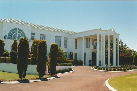 The Billionaire Club - Book Restaurant 2