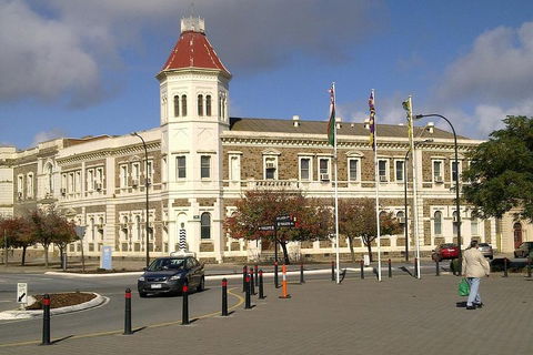 Amazing Adelaide Self-Guided Audio Tour - Book Restaurant 3