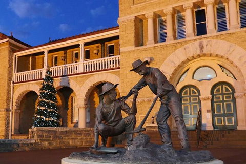 The Perth Mint: Guided Heritage Tour And Gold Pour - Book Restaurant 3
