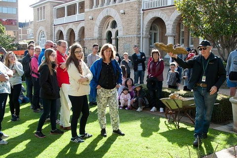 The Perth Mint: Guided Heritage Tour And Gold Pour - Book Restaurant 4