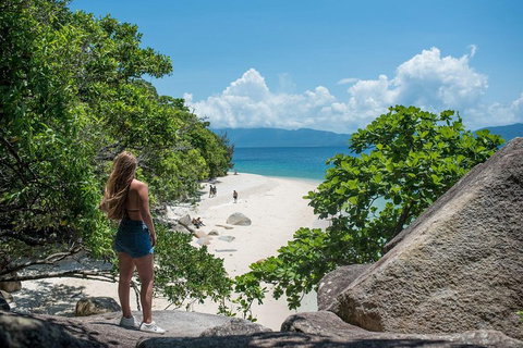 Fitzroy Island Day Trip From Cairns - Book Restaurant 3