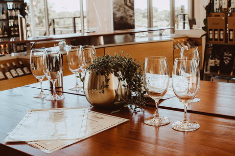 6 Day Esperance & Margaret River Adventure Tour - Book Restaurant 2