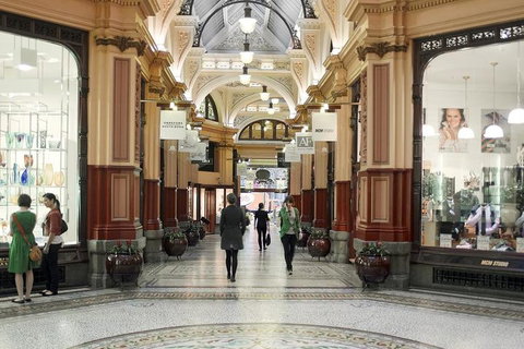 Small-Group Melbourne Sightseeing Tour - Book Restaurant 2