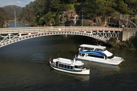 2.5 Hour Morning Discovery Cruise Including Sailing Into The Cataract Gorge - Book Restaurant 5